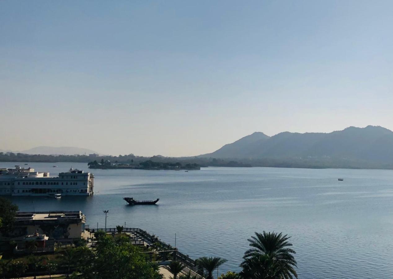 Hotel Nirvana Lakeside Udajpur Exteriér fotografie